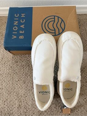 Vionic White Canvas Slip-On Moccasins